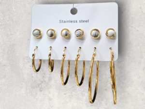 Lots de 6 paires de bouches d`oreilles creoles et tiges en acier inoxydable.